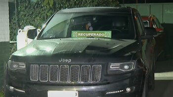 El automóvil del portero quedó