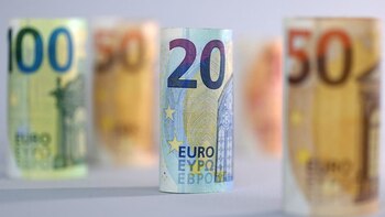 El euro retrocedió en Colombia