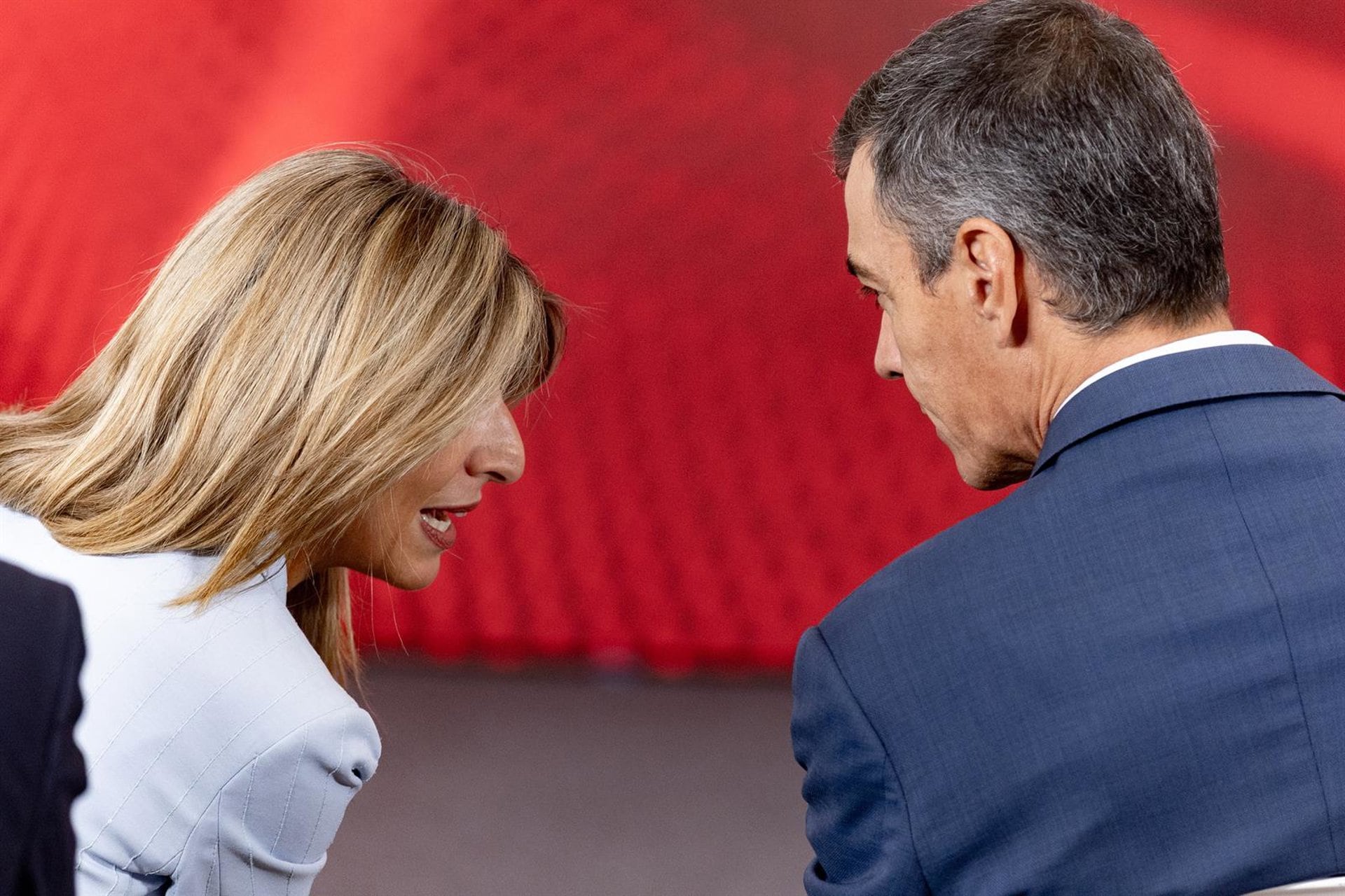 21/09/2026 El presidente del Gobierno, Pedro Sánchez, y la vicepresidenta segunda y ministra de Trabajo y Economía Social, Yolanda Díaz, durante la presentación del acto