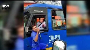Vidéo : Le conducteur d'un bus