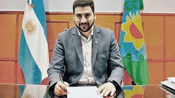 Otro intendente del PRO se