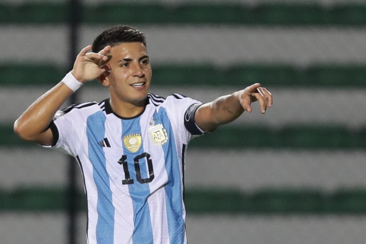 Thiago Almada usó la 10 en Torneo Preolímpico Sudamericano Sub-23 (Venezuela). EFE/ Rayner Peña R.