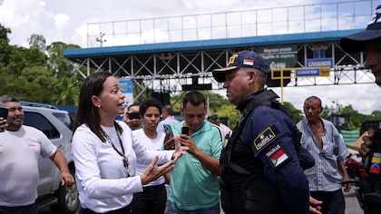 Persecución en Venezuela: la Policía chavista retuvo la caravana de María Corina Machado en el estado Trujillo