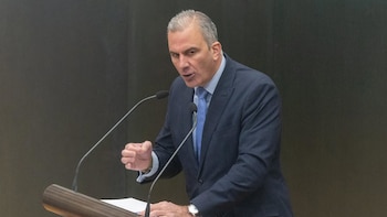 Vox reta a Almeida a