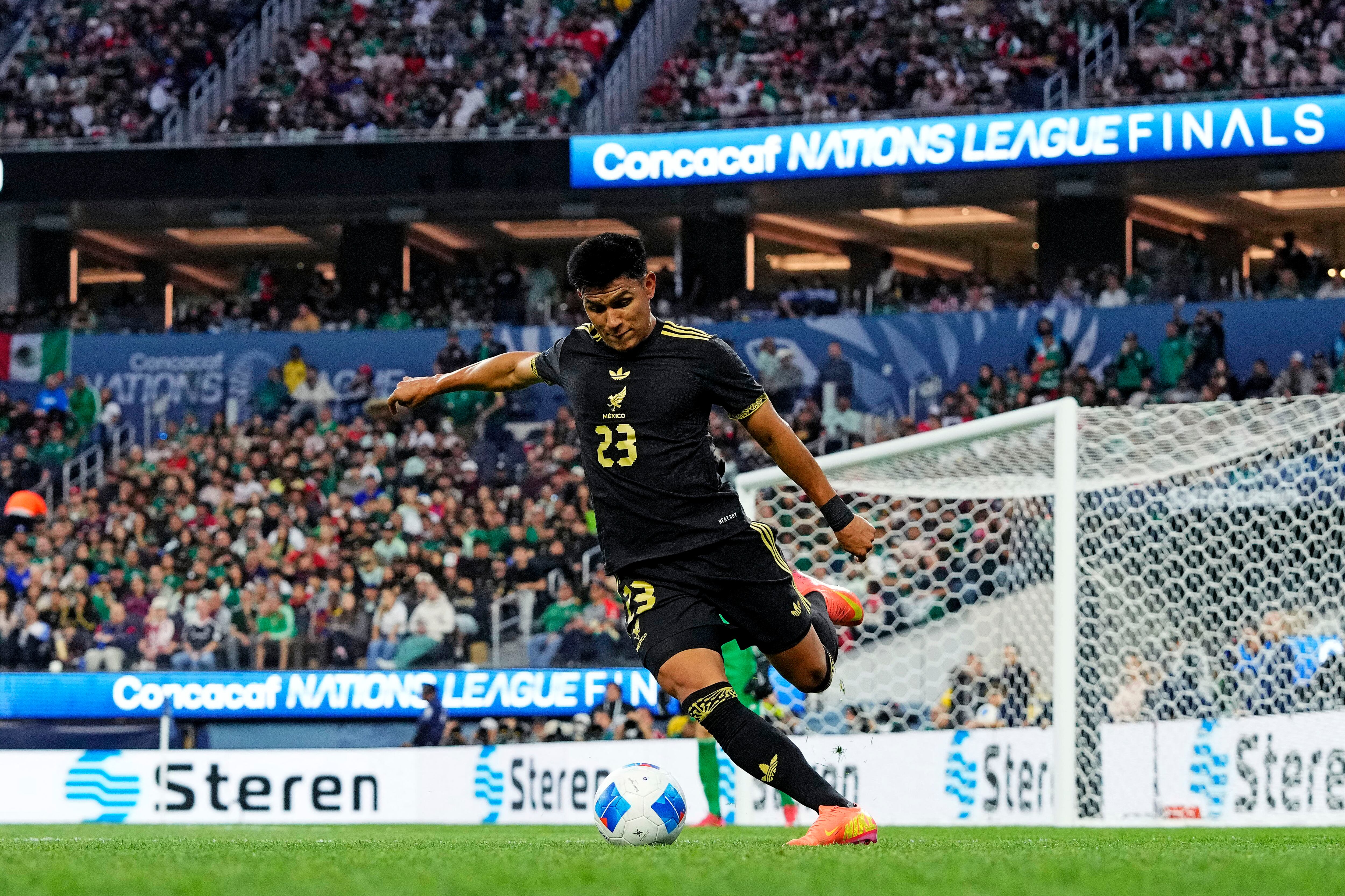 Mandatory Credit: Kyle Terada-Imagn Images