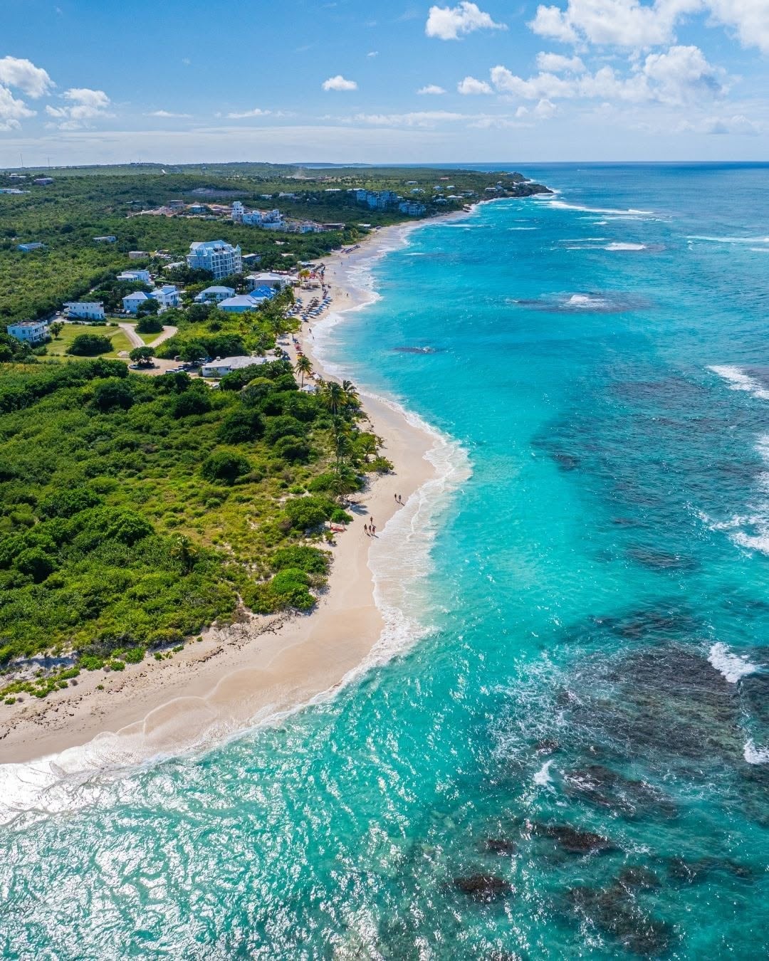 Shoal Bay East, Anguila Shoal Bay East ocupa el sexto lugar de la selección, con una extensa franja de arena en el Caribe oriental
