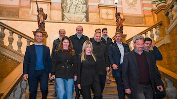 Un grupo de intendentes lanza un operativo para sumar nombres y tener peso en la discusión electoral