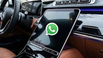 WhatsApp cambia para siempre en el auto: cómo activar el nuevo diseño en Apple CarPlay