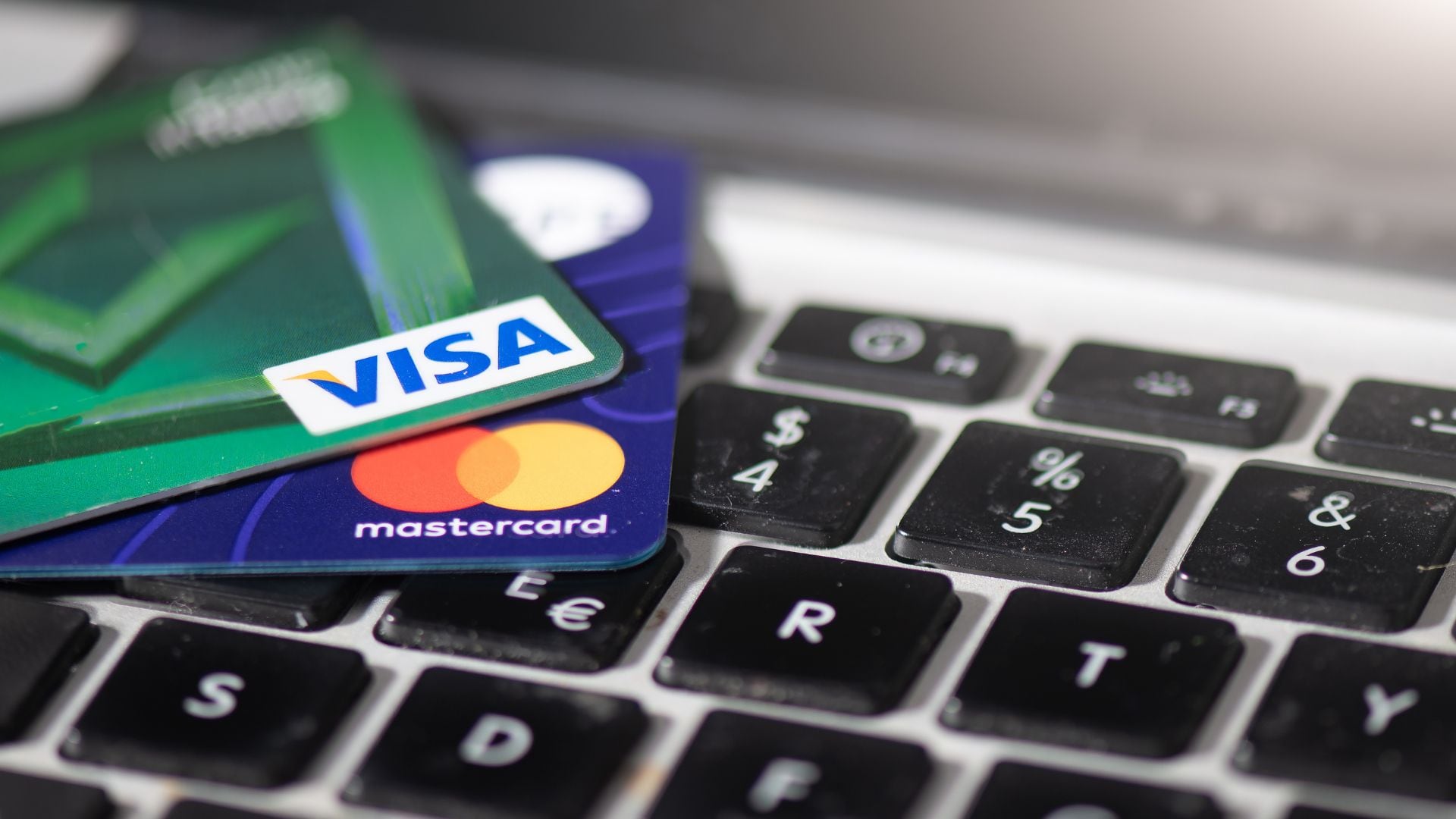 10 consejos para proteger tu tarjeta de crédito y evitar cargos fraudulentos