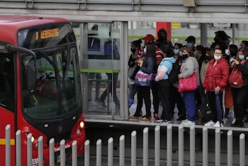 Empresas de transporte urbano escapan