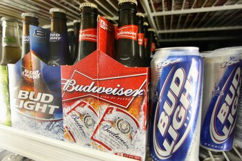 Anheuser-Busch InBev y Brown-Forman registran