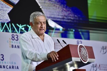 Cientos de ejecutivos financieros mexicanos,