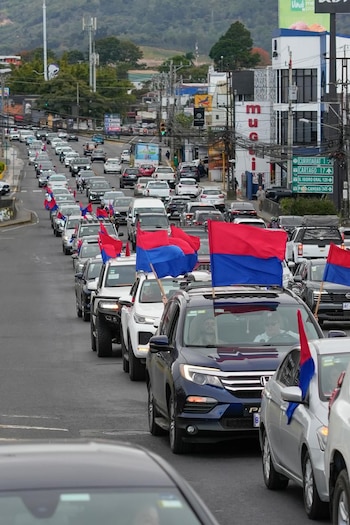 Ciudadanos celebran con música y