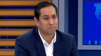 JEE acepta la renuncia de