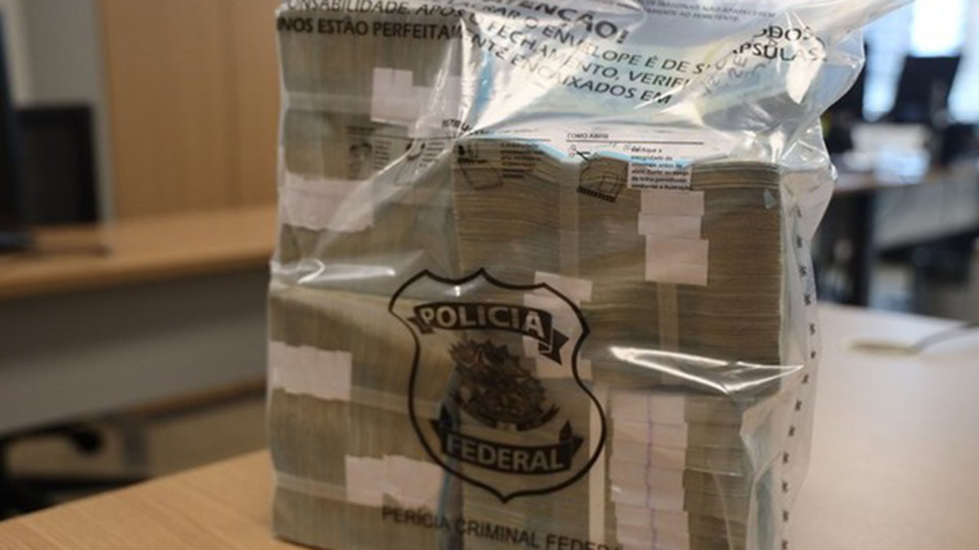 Los oficiales se llevaron reales por una cantidad equivalente a USD 73.600