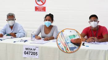 Además, los miembros de mesa