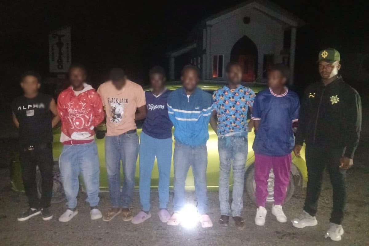 República Dominicana detuvo a un dominicano acusado de tráfico de migrantes haitianos en operativos migratorios en el norte y noreste del país. (Foto cortesía Dirección General de Migración (DGM))