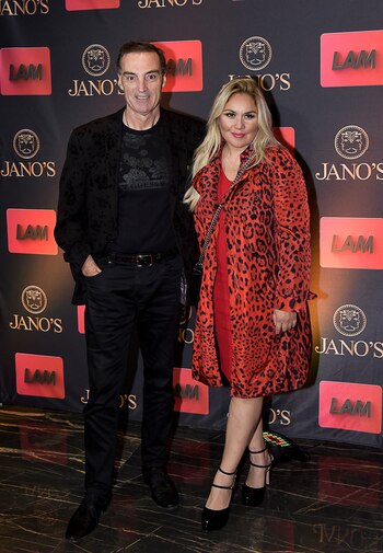 Fiesta 2000 programas de LAM - Alfombra roja
