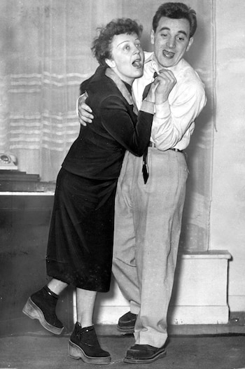 Charles Aznavour y Edith Piaf