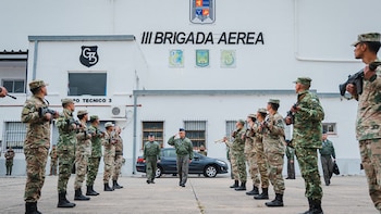Radares, inteligencia y F-16: la estrategia de la Fuerza Aérea para reforzar el control del espacio aéreo