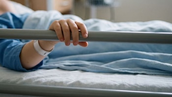 Niño de 12 años recibió un disparo en el pecho cuando intentó defenderse de los delincuentes que robaron a su padre