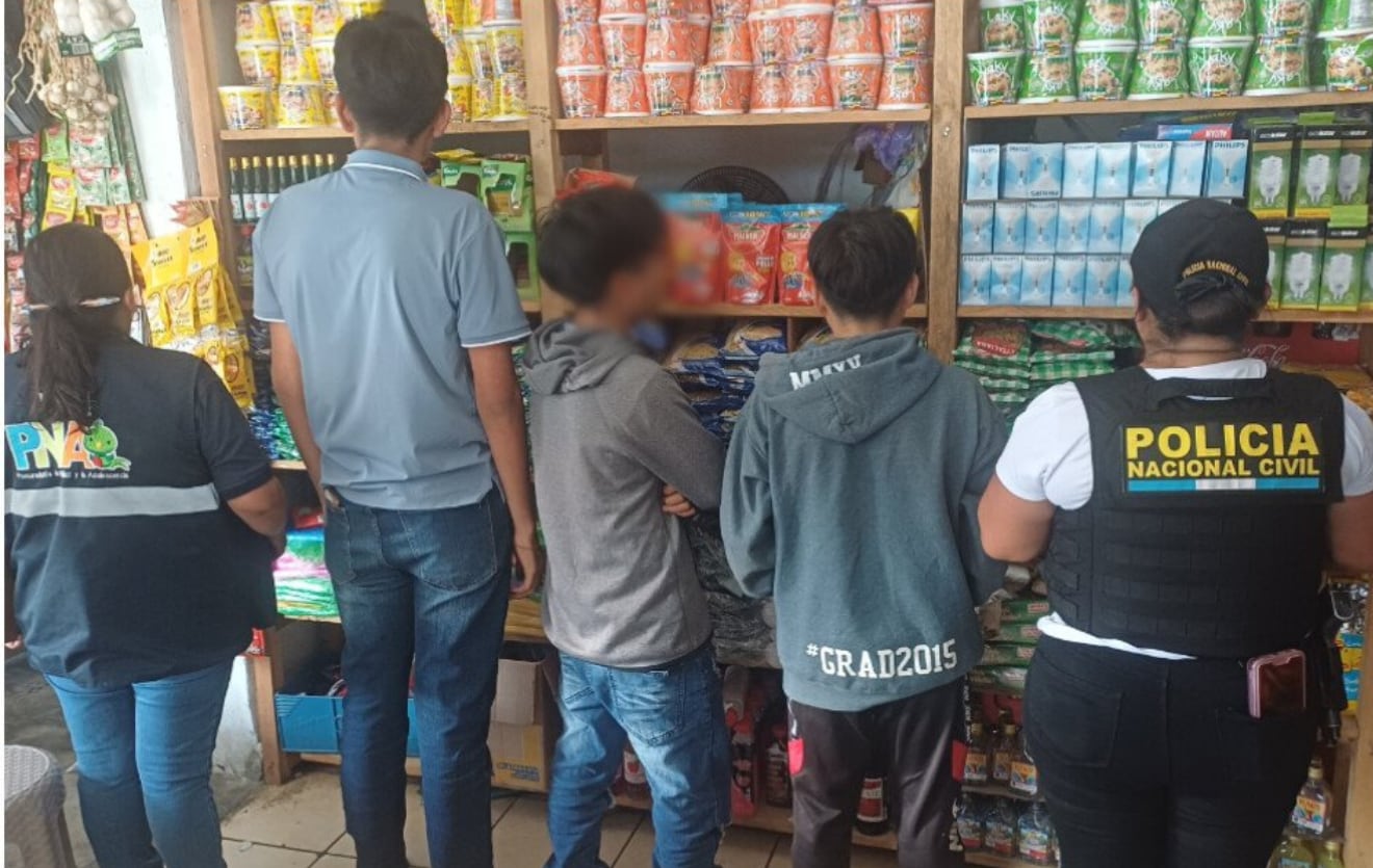 Rescatan a 11 adolescentes y capturan a cuatro personas por explotación laboral en Guatemala