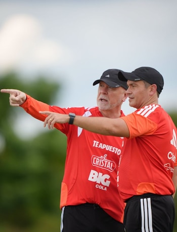 Mano Menezes - Wilder Cartagen - Selección Peruana – Perú – deportes – 22 septiembre