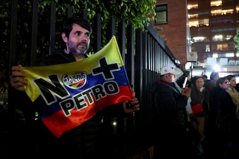 Opiniones sobre la crisis democrática