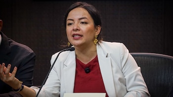 Jennifer Pedraza llevó ante la Fiscalía los señalamientos que la vinculan con el ELN y advierte que llegará “hasta las últimas instancias”