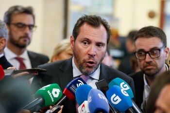 Óscar Puente, ministro de Transporte español (Foto Carlos Castro - Europa Press)