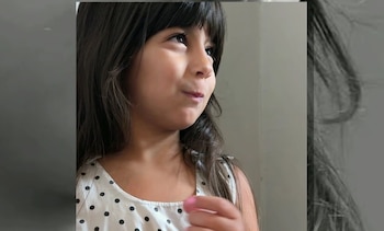 Helena mantiene su calidad de vida con el acompañamiento psicológico y familiar, retomando actividades como pintar y jugar videojuegos