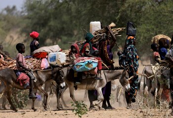 Refugiados sudaneses que escapan desde