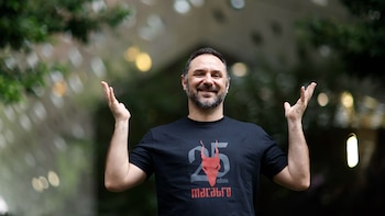 Demián Rugna, director del cine argentino de terror: “Hacer historias locas en español no me ha hecho el camino más fácil”