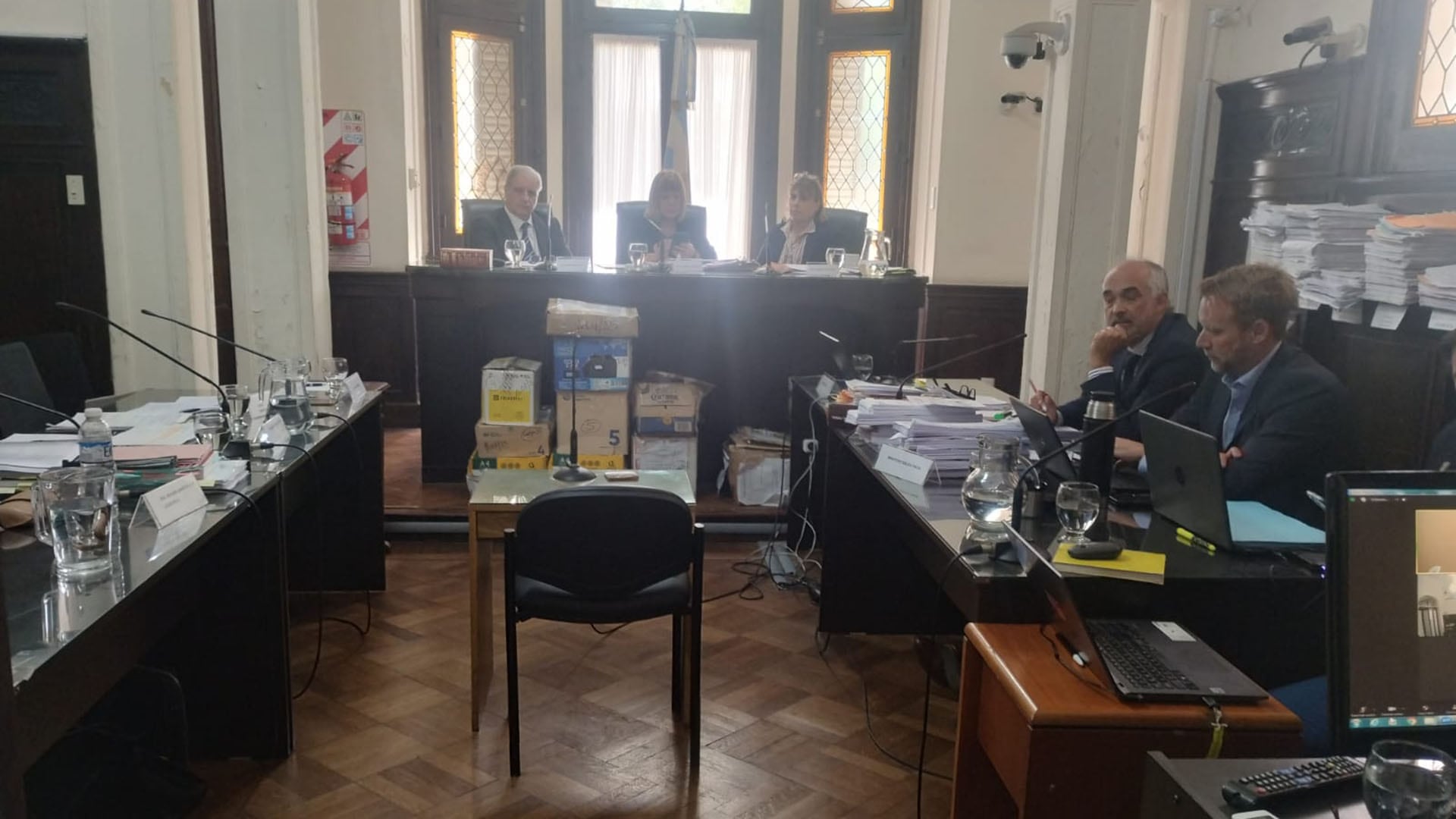 El Tribunal Oral Federal de Paraná. Escobar Cello, Berros (presidenta) y Rojas