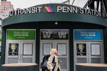 Las restricciones de NJ Transit durante la Copa Mundial afectarán a miles de usuarios diarios, al coincidir con horarios pico de la jornada laboral (REUTERS/Jeenah Moon)