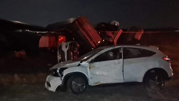 Se descarriló tres con autos