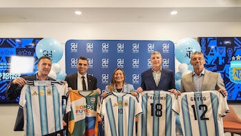 La AFA presentó su estrategia global de expansión en Atlanta, sede del partido entre Argentina e Inglaterra
