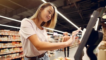 Walmart y Costco limitan el