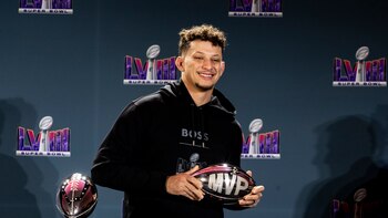 Mahomes celebra con desfile en