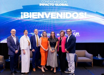 El informe fue presentado durante el foro Encadenados 2026, que reunió a empresas y representantes del sector productivo para fortalecer la proyección global costarricense. Crédito: Interamericana Comunicación