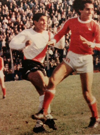 Su debut en Primera, en