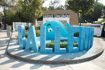 Parque Acuático La Ballenita, Alcaldía