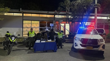 Capturados tres supuestos cabecillas de las disidencias de 'Mordisco' en un operativo en Guaviare, Colombia