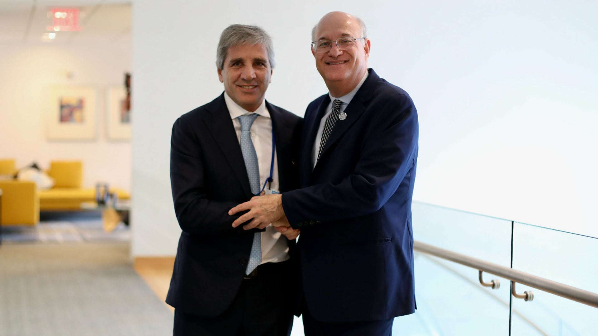 Luis Caputo e Illan Goldfajn en el BID, (Washington, Estados Unidos)