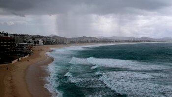 La tormenta tropical Cristina gana
