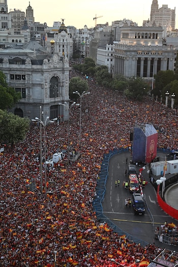 Celebraciones tras la victoria de la selección española en el Mundial 2026