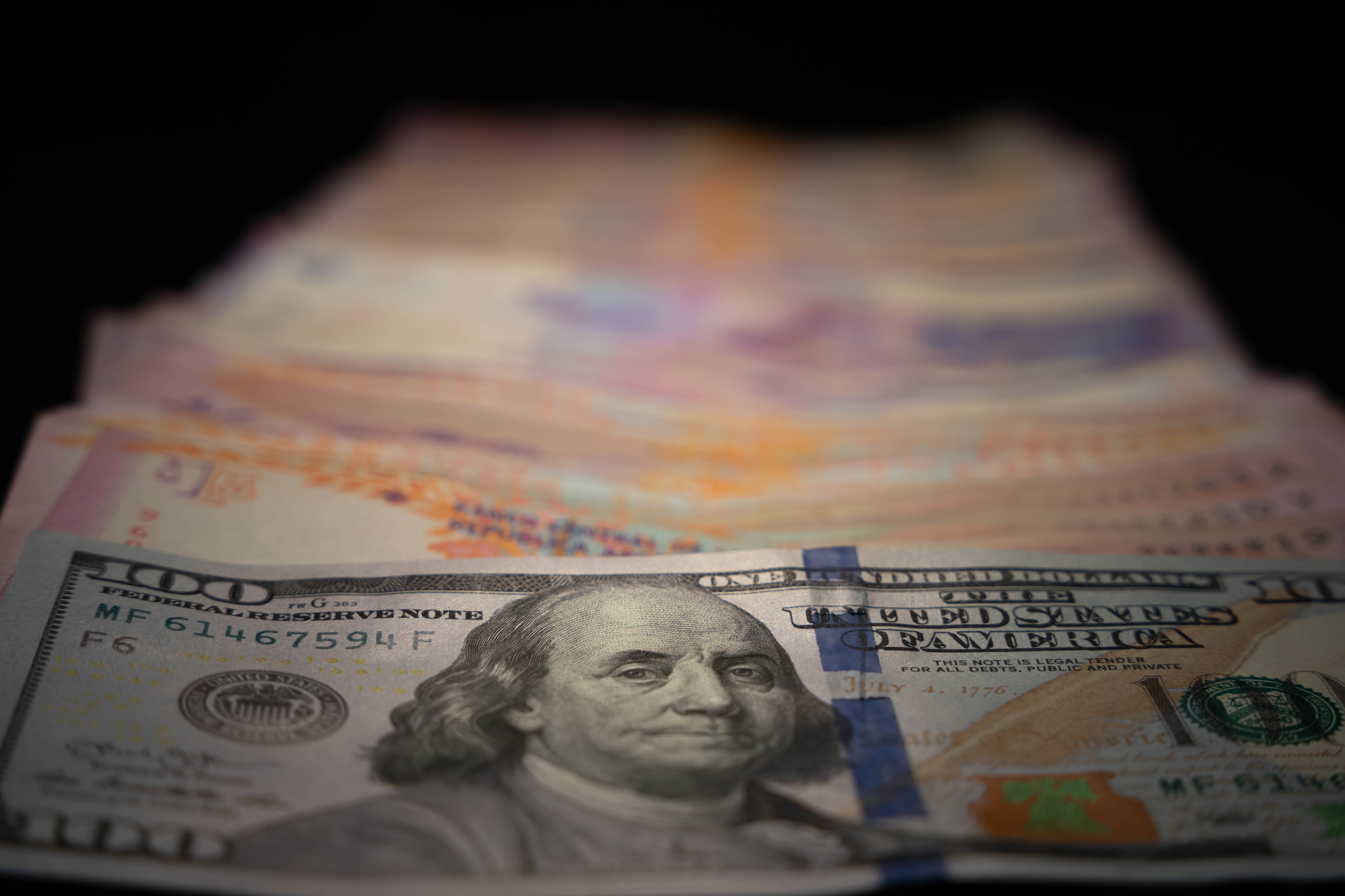 Las principales alternativas de inversión en pesos superaron ampliamente al dólar en lo que va del año (Foto: Franco Fafasuli)