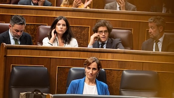 Mónica García reta al PP a presentar enmiendas por cada punto del Estatuto Marco que no comparta