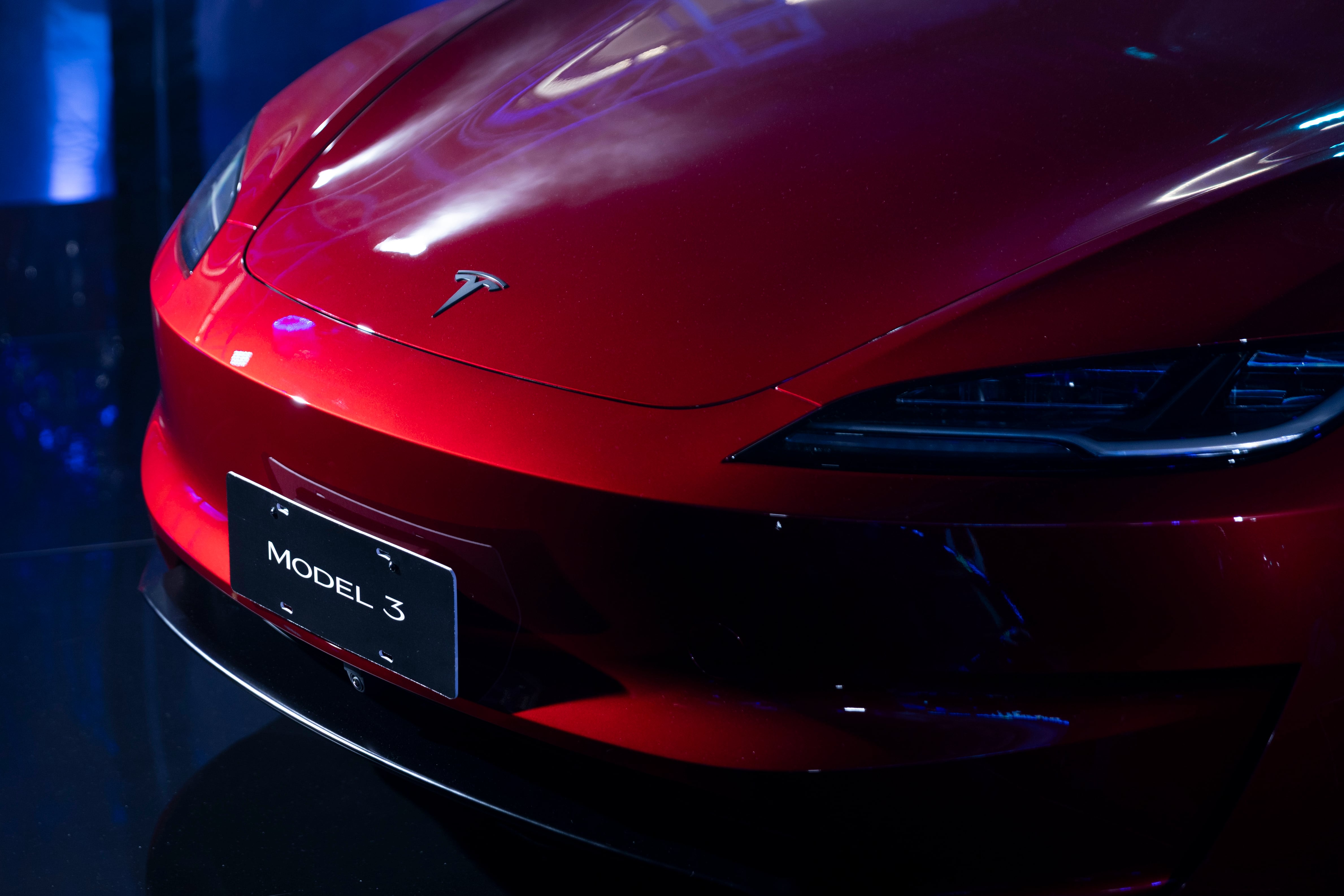 Tesla desembarcó en Uruguay con precios bajos y vendió 200 autos en un día