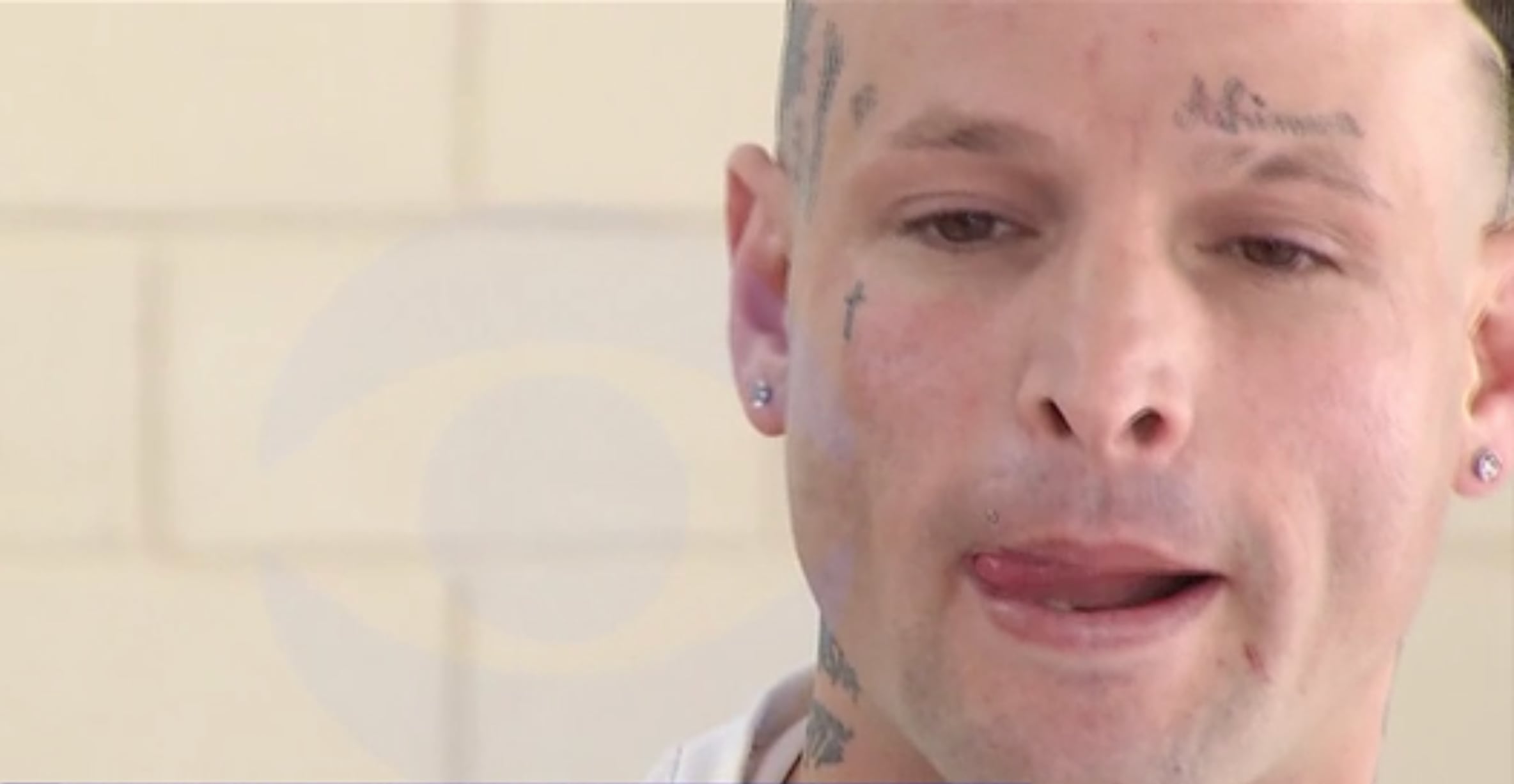 Moisés Martínez, el uruguayo de 29 años que asesinó a su padre, en una entrevista en Uruguay (Captura Subrayado/Canal 10)